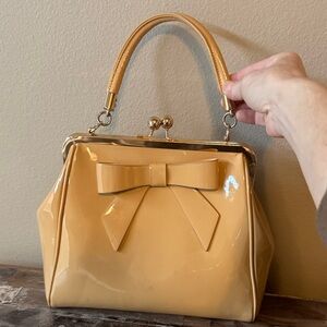 Banned Retro vintage-style purse